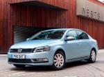 Volkswagen Passat BlueMotion 2010 года (UK)